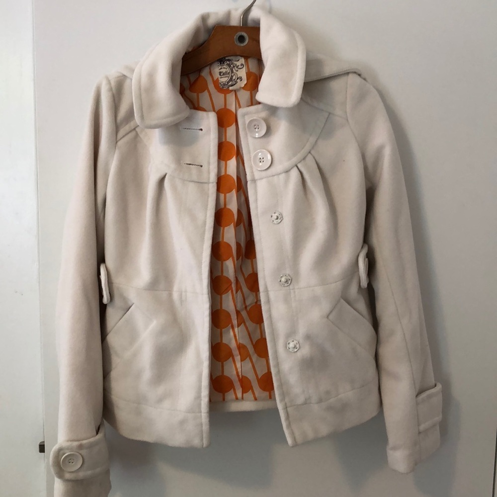Women’s off white / cream pea coat with hood.
